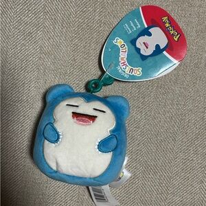 Pokemon- Snorlax Squishmallows clip